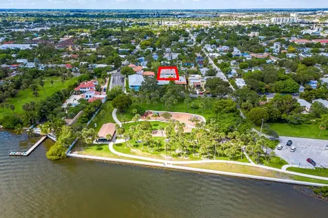 412 S Palmway Lake Worth Beach FL 33460