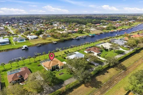 2634 Sw River Shore Drive Port Saint Lucie FL 34984
