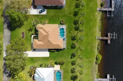 2634 Sw River Shore Drive Port Saint Lucie FL 34984