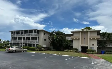2562 N Garden Drive Lake Worth FL 33461