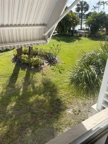 2562 N Garden Drive Lake Worth FL 33461