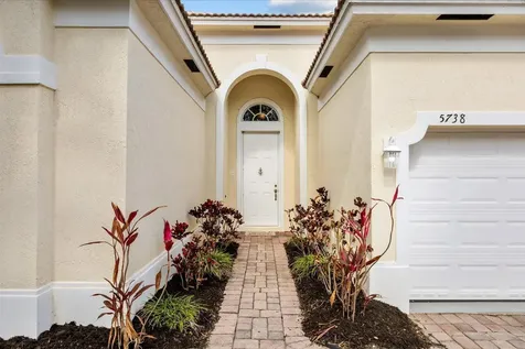 5738 Sunberry Circle Fort Pierce FL 34951