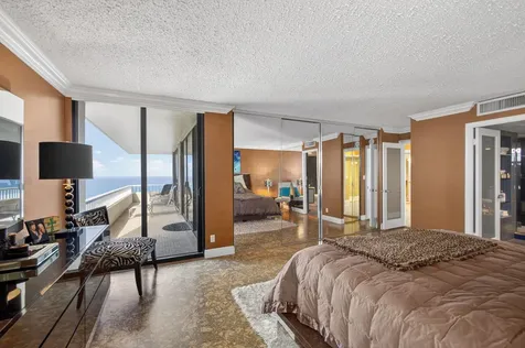 5510 N Ocean Drive Singer Island FL 33404