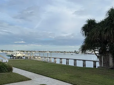 4802 N Flagler Drive West Palm Beach FL 33407