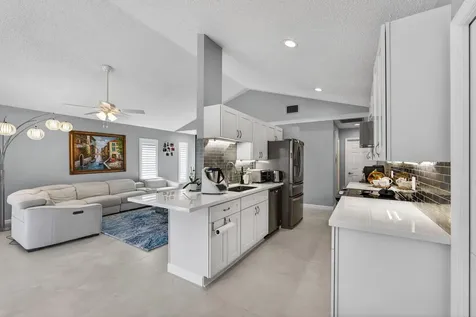 7198 Se Quincy Terrace Hobe Sound FL 33455