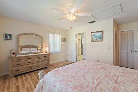 7954 Se Carlton Street Hobe Sound FL 33455