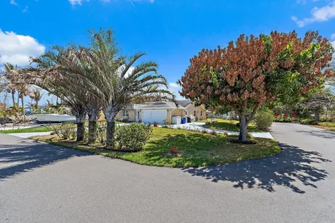 7954 Se Carlton Street Hobe Sound FL 33455