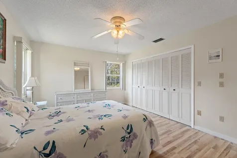 7954 Se Carlton Street Hobe Sound FL 33455