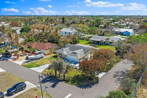 7954 Se Carlton Street Hobe Sound FL 33455