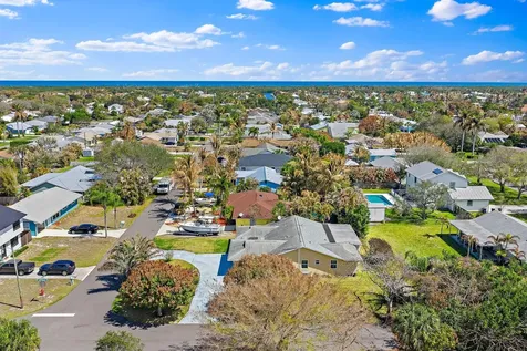 7954 Se Carlton Street Hobe Sound FL 33455
