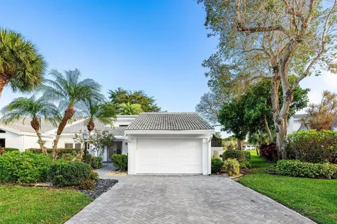 24 Cambridge Drive Boynton Beach FL 33436