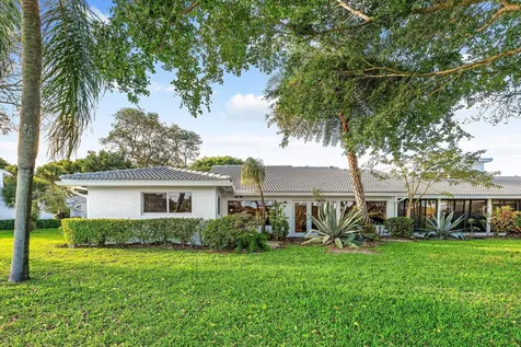 24 Cambridge Drive Boynton Beach FL 33436