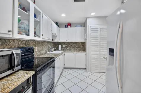 7 Southport Lane Boynton Beach FL 33436