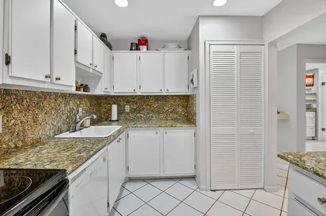 7 Southport Lane Boynton Beach FL 33436