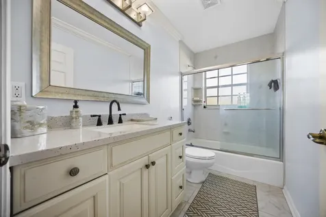 6934 Grapeview Boulevard The Acreage FL 33470