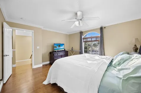 6934 Grapeview Boulevard The Acreage FL 33470