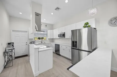 6934 Grapeview Boulevard The Acreage FL 33470