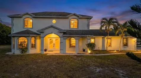6934 Grapeview Boulevard The Acreage FL 33470