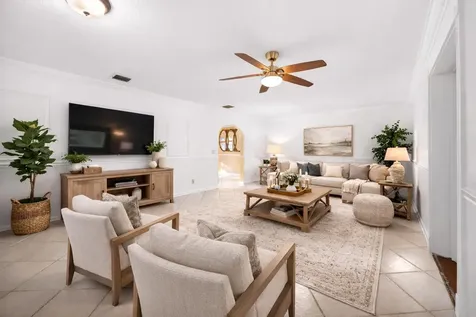 6934 Grapeview Boulevard The Acreage FL 33470