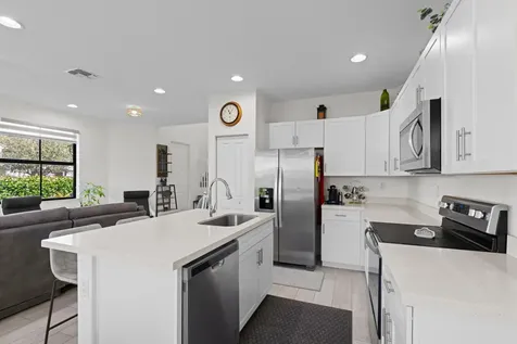 4021 Sycamore Cove Riviera Beach FL 33410