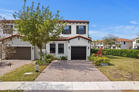 4021 Sycamore Cove Riviera Beach FL 33410