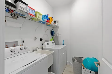 4021 Sycamore Cove Riviera Beach FL 33410