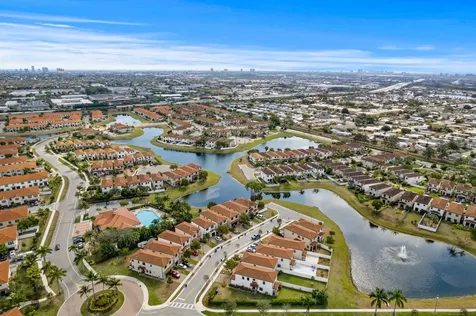 4021 Sycamore Cove Riviera Beach FL 33410