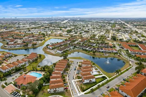 4021 Sycamore Cove Riviera Beach FL 33410