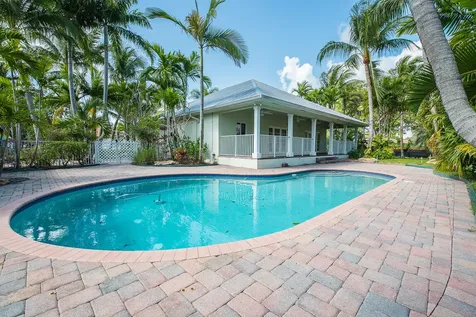 199 NW 7th Street Boca Raton FL 33432