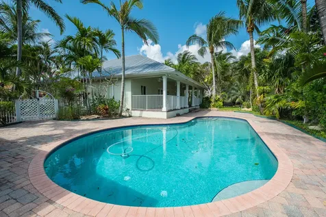 199 NW 7th Street Boca Raton FL 33432