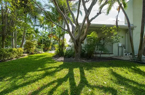 199 NW 7th Street Boca Raton FL 33432
