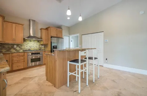 199 NW 7th Street Boca Raton FL 33432