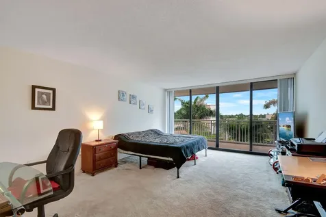 3546 S Ocean Boulevard South Palm Beach FL 33480