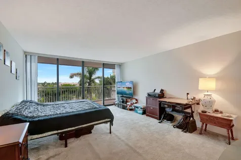 3546 S Ocean Boulevard South Palm Beach FL 33480