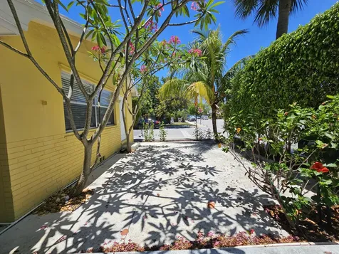 401 S L Street Lake Worth Beach FL 33460