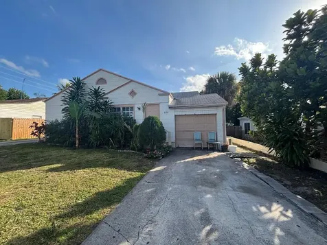 806 Ridgewood Drive West Palm Beach FL 33405