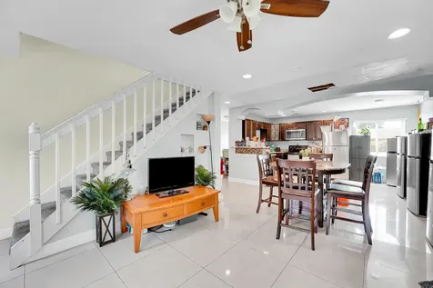 2856 Harson Way Fort Pierce FL 34946