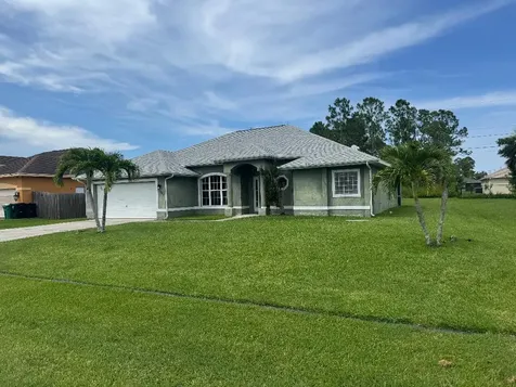 2461 Sw Webster Lane Port Saint Lucie FL 34953