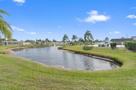 2704 Knight Lane Delray Beach FL 33445