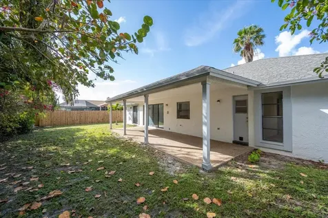 2216 Amesbury Court Wellington FL 33414