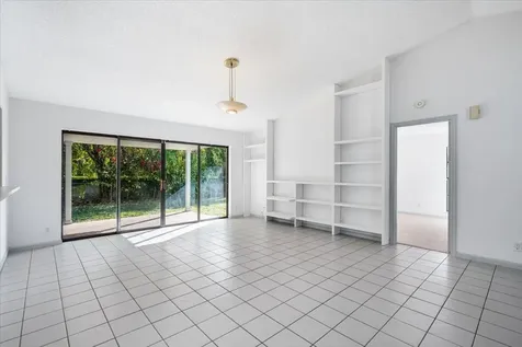 2216 Amesbury Court Wellington FL 33414
