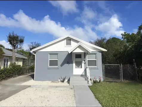 27 NW 11th Avenue Delray Beach FL 33444