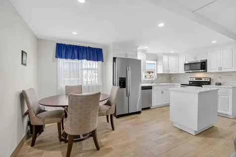60 Brittany Delray Beach FL 33446