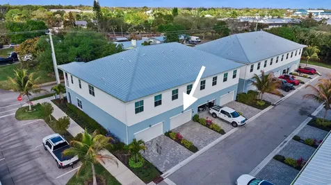 4692 Se Manatee Way Stuart FL 34997