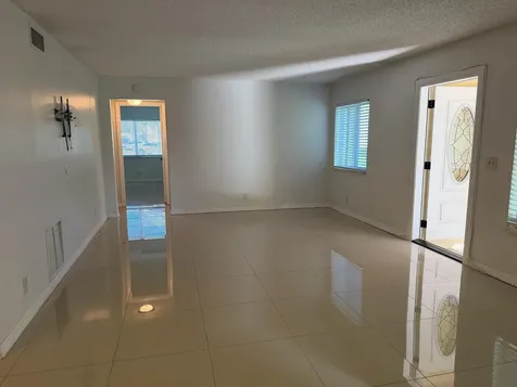 5930 Whispering Pine Way Greenacres FL 33463