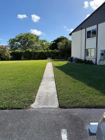 5930 Whispering Pine Way Greenacres FL 33463