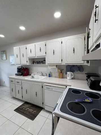 1421 Nw 19th Terrace Delray Beach FL 33445