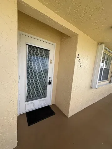 1421 Nw 19th Terrace Delray Beach FL 33445