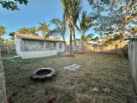 634 Oak Street Boynton Beach FL 33435
