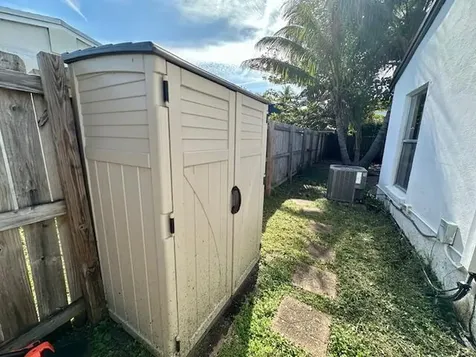 634 Oak Street Boynton Beach FL 33435